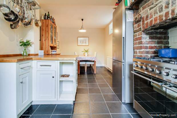 Additional Property Image 3 bedroom End of Terrace for sale in Lewes 8