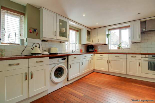 Additional Property Image 3 bedroom End of Terrace for sale in Lewes 7