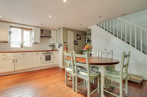 Additional Property Image 3 bedroom End of Terrace for sale in Lewes 8