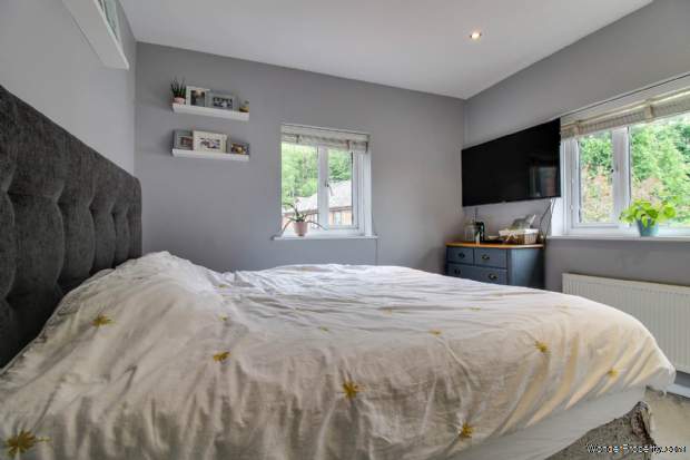 Additional Property Image 3 bedroom End of Terrace for sale in Lewes 10