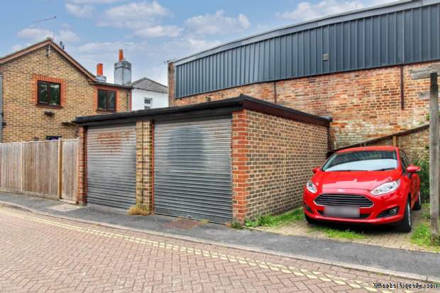Additional Property Image 3 bedroom End of Terrace for sale in Lewes 19