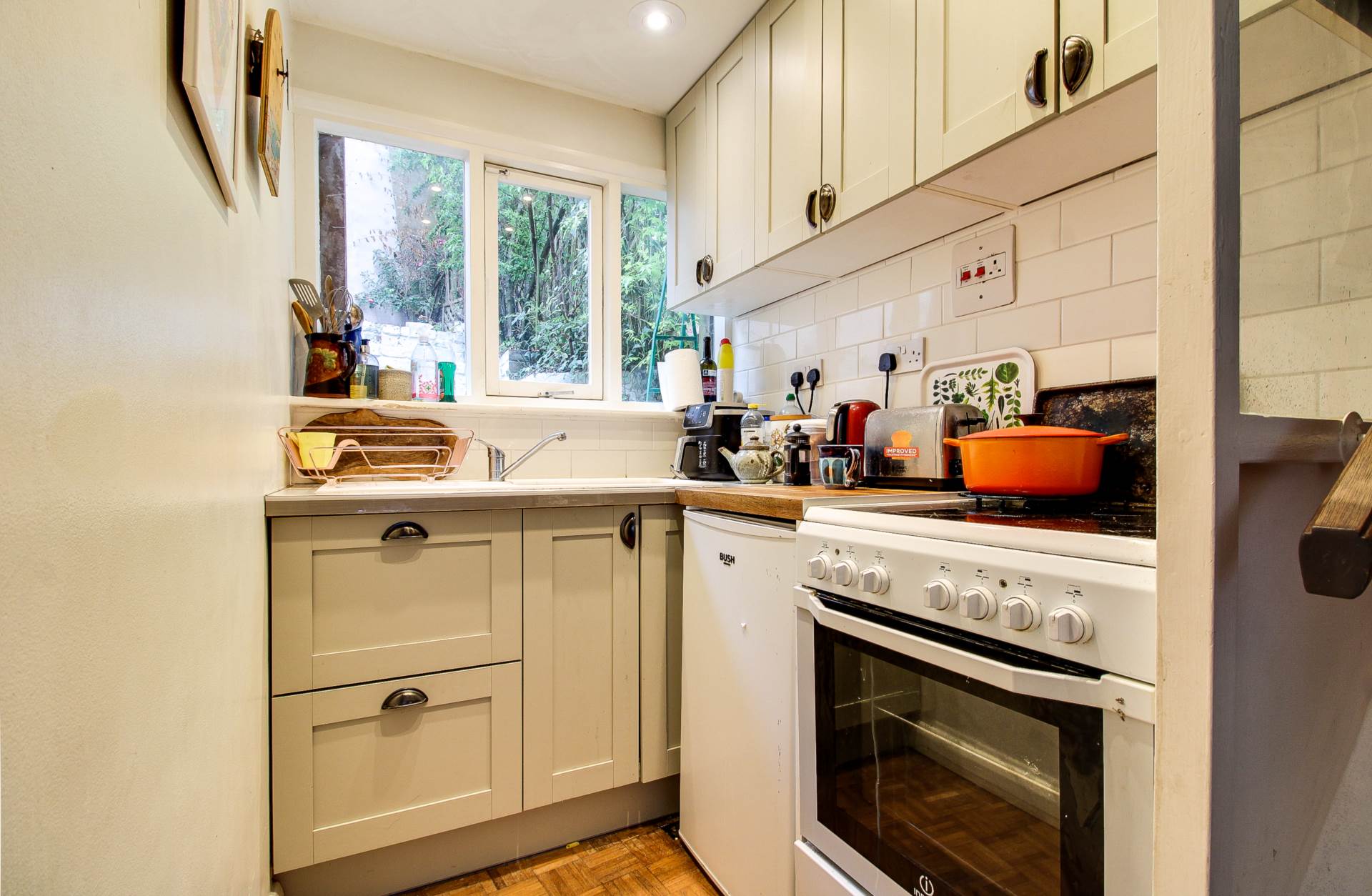 Additional Property Image 2 bedroom Cottage for sale in Lewes 9