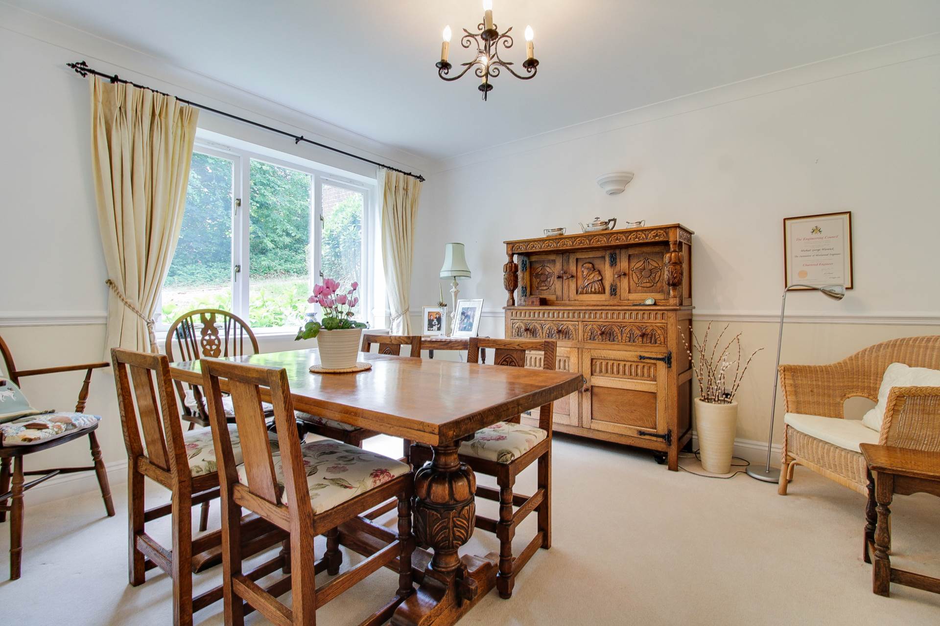 Additional Property Image 4 bedroom Detached for sale in Lewes 4