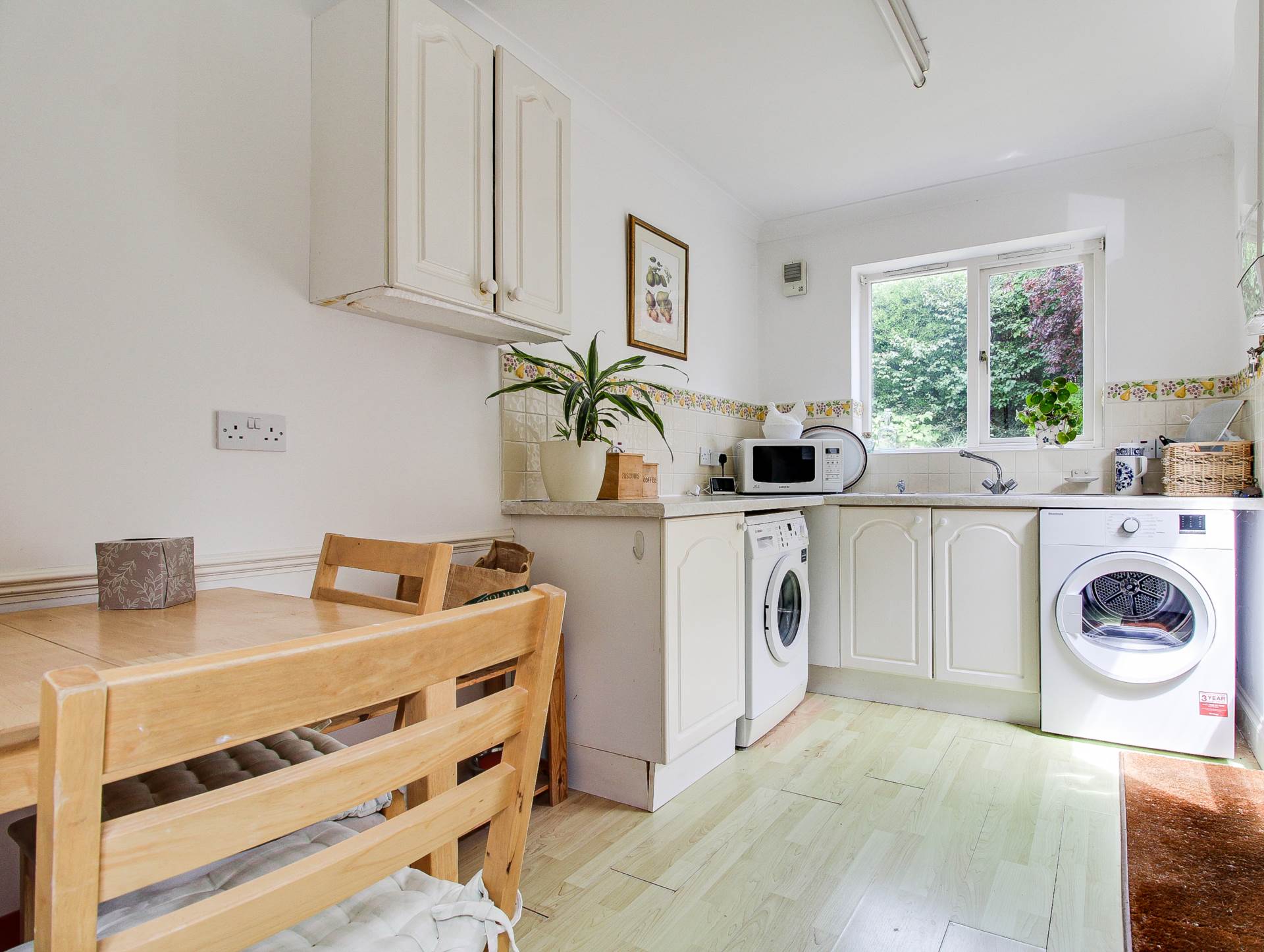 Additional Property Image 4 bedroom Detached for sale in Lewes 6