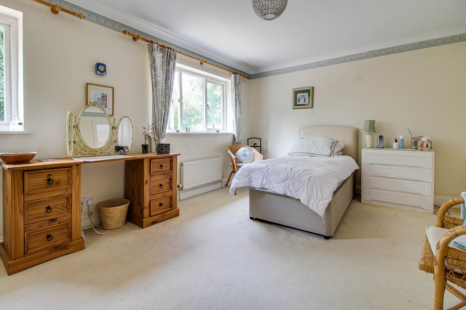 Additional Property Image 4 bedroom Detached for sale in Lewes 9