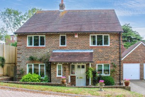 4 bedroom Detached for sale in Lewes