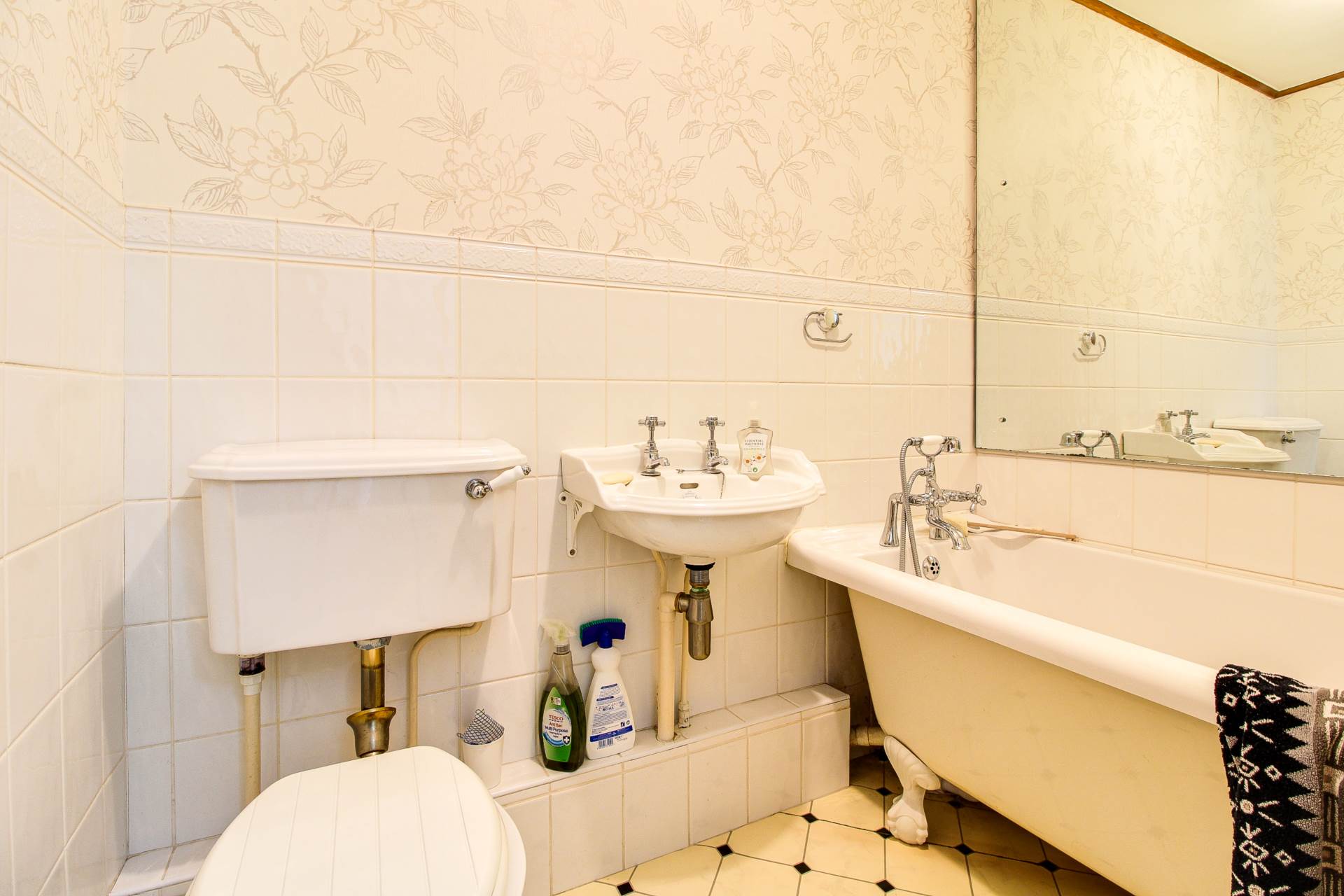 Additional Property Image 2 bedroom End of Terrace for sale in Lewes 12