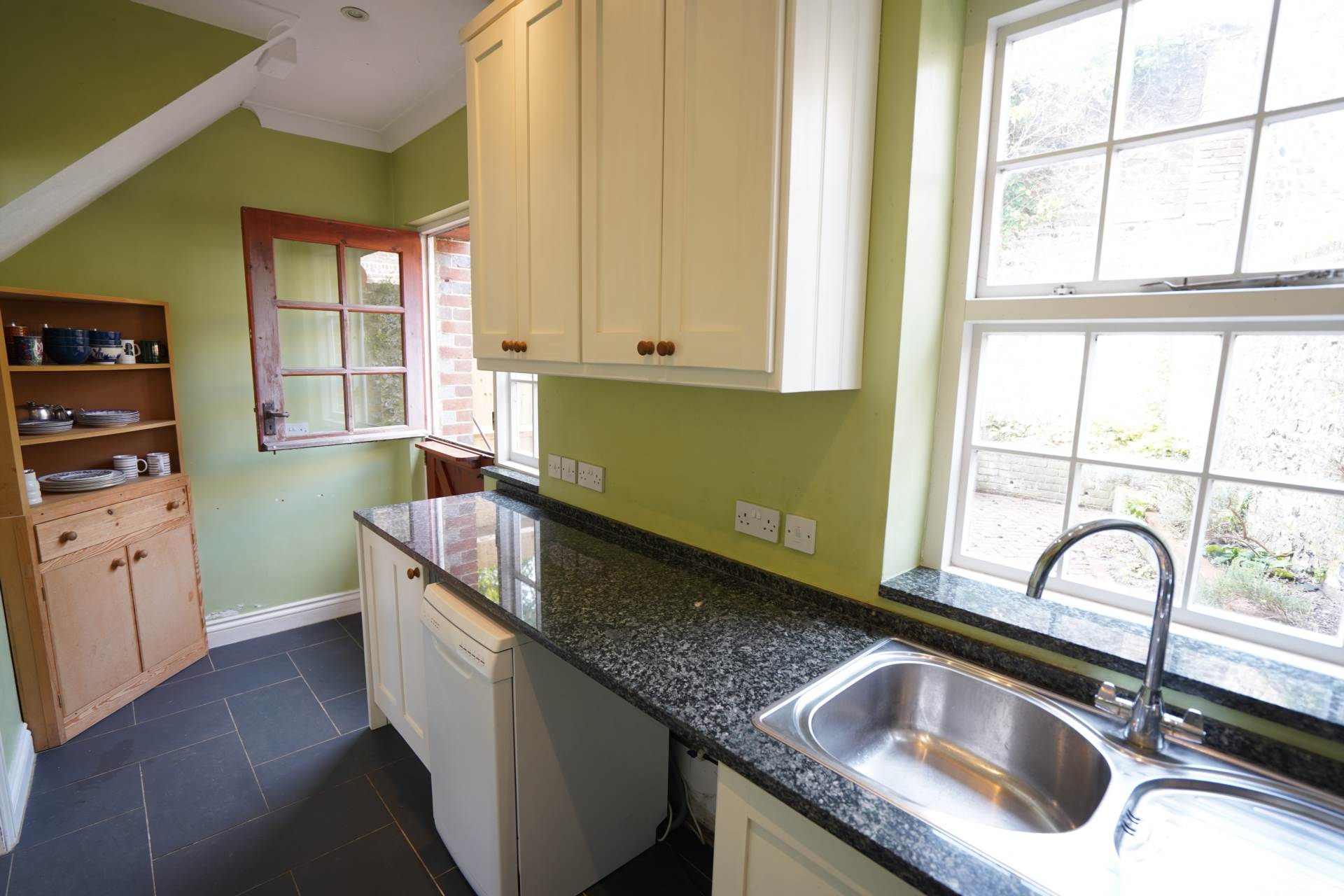 Additional Property Image 2 bedroom Cottage for sale in Lewes 4