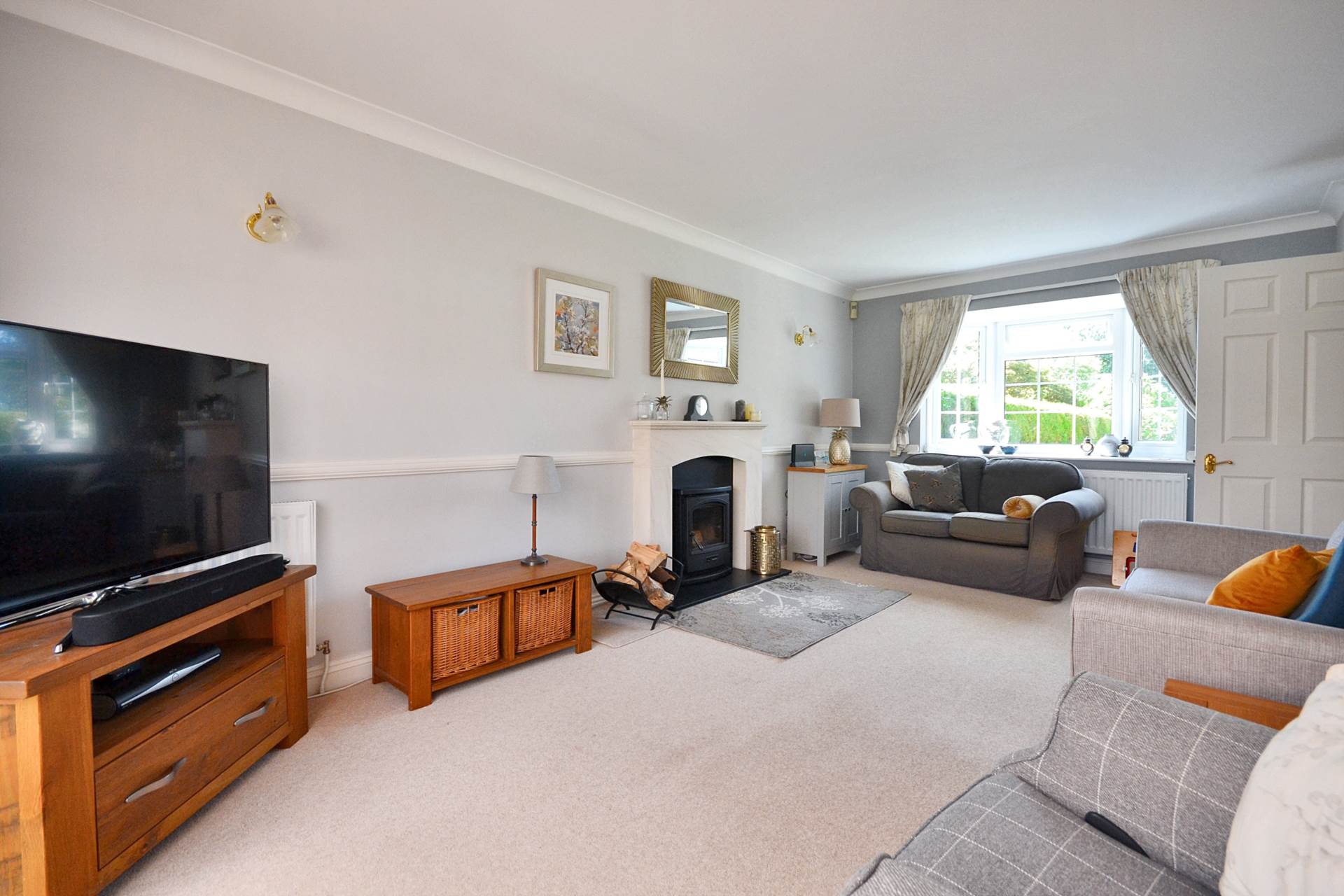 Additional Property Image 4 bedroom Detached for sale in Tewkesbury 6