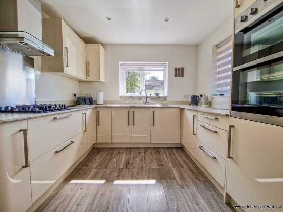 Additional Property Image 3 bedroom Detached for sale in Cheltenham 10