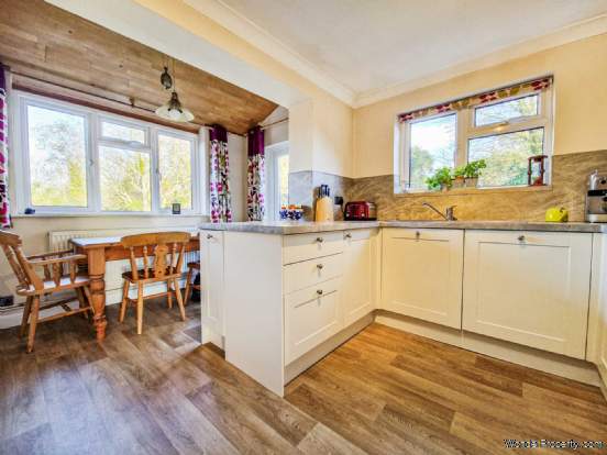 Additional Property Image 3 bedroom Detached for sale in Gloucester 8