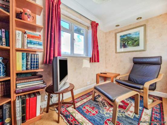 Additional Property Image 3 bedroom Detached for sale in Gloucester 11