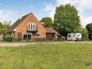 3 bedroom Detached for sale in Gloucester