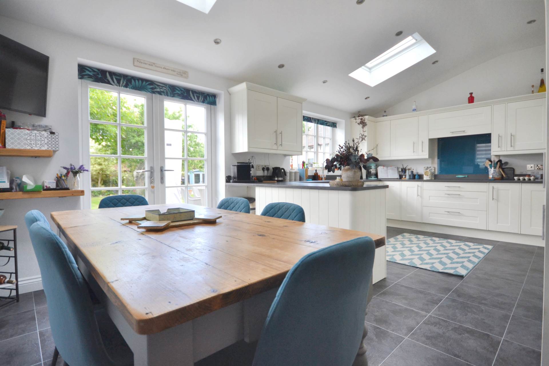 Additional Property Image 5 bedroom Detached for sale in Tewkesbury 7