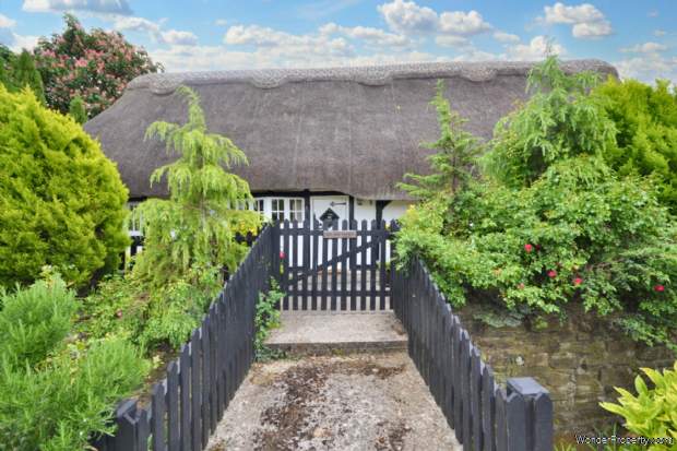 Additional Property Image 3 bedroom Detached for sale in Gloucester 4