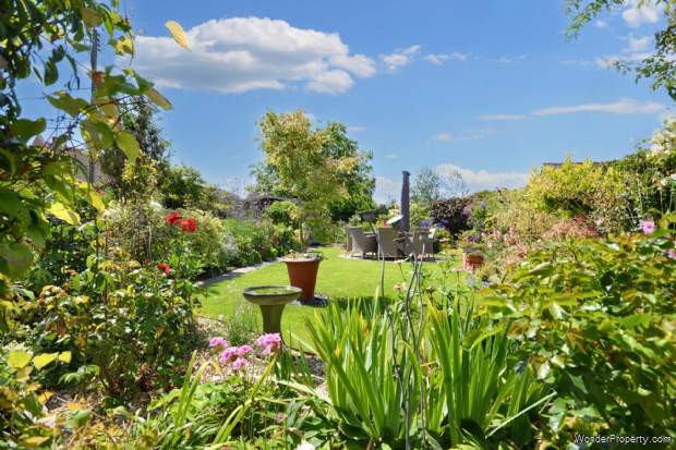 Additional Property Image 4 bedroom Detached for sale in Tewkesbury 2