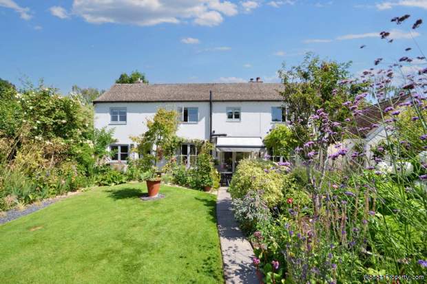 Additional Property Image 4 bedroom Detached for sale in Tewkesbury 3