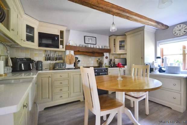 Additional Property Image 4 bedroom Detached for sale in Tewkesbury 15