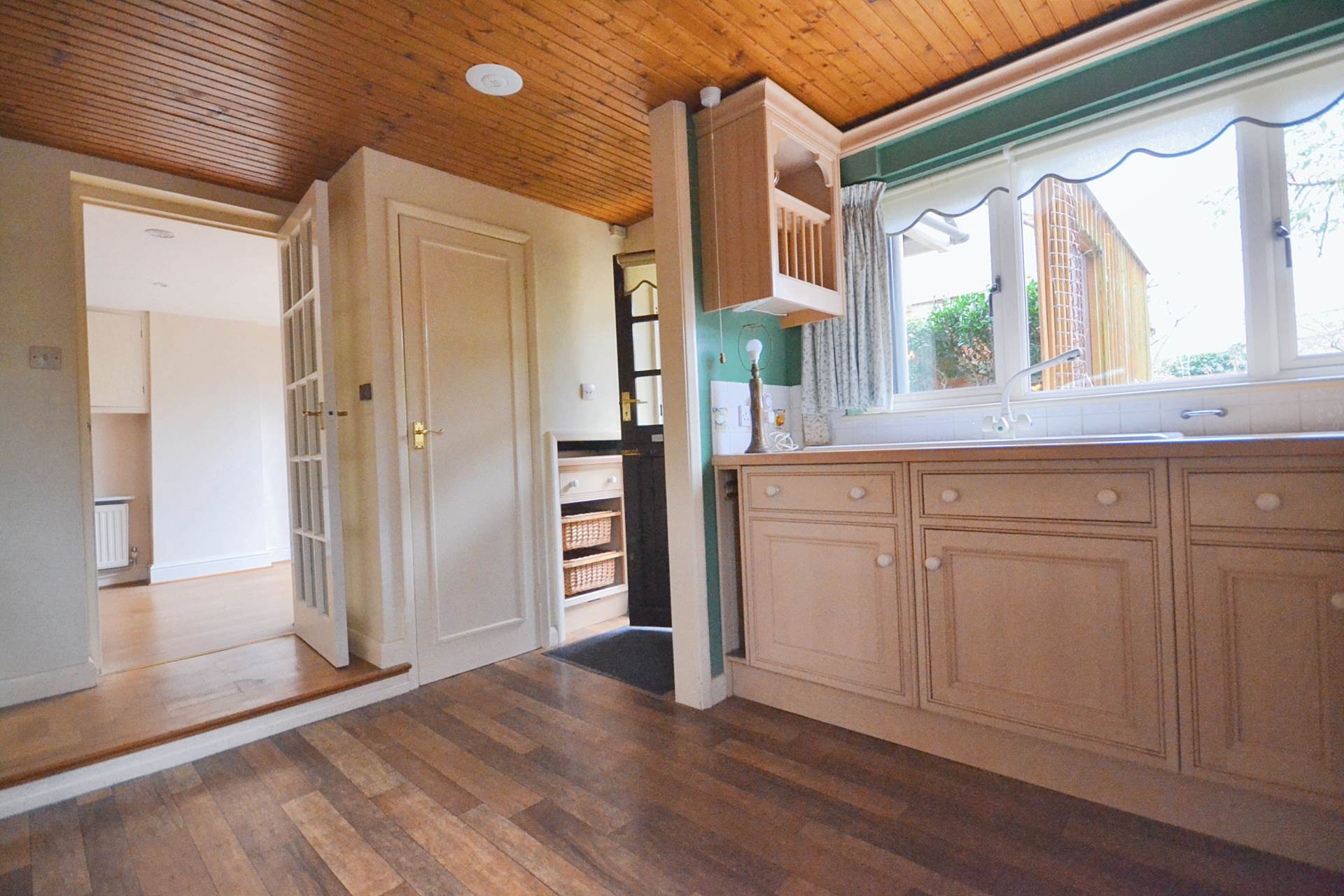 Additional Property Image 3 bedroom Semi Detached for sale in Tewkesbury 9