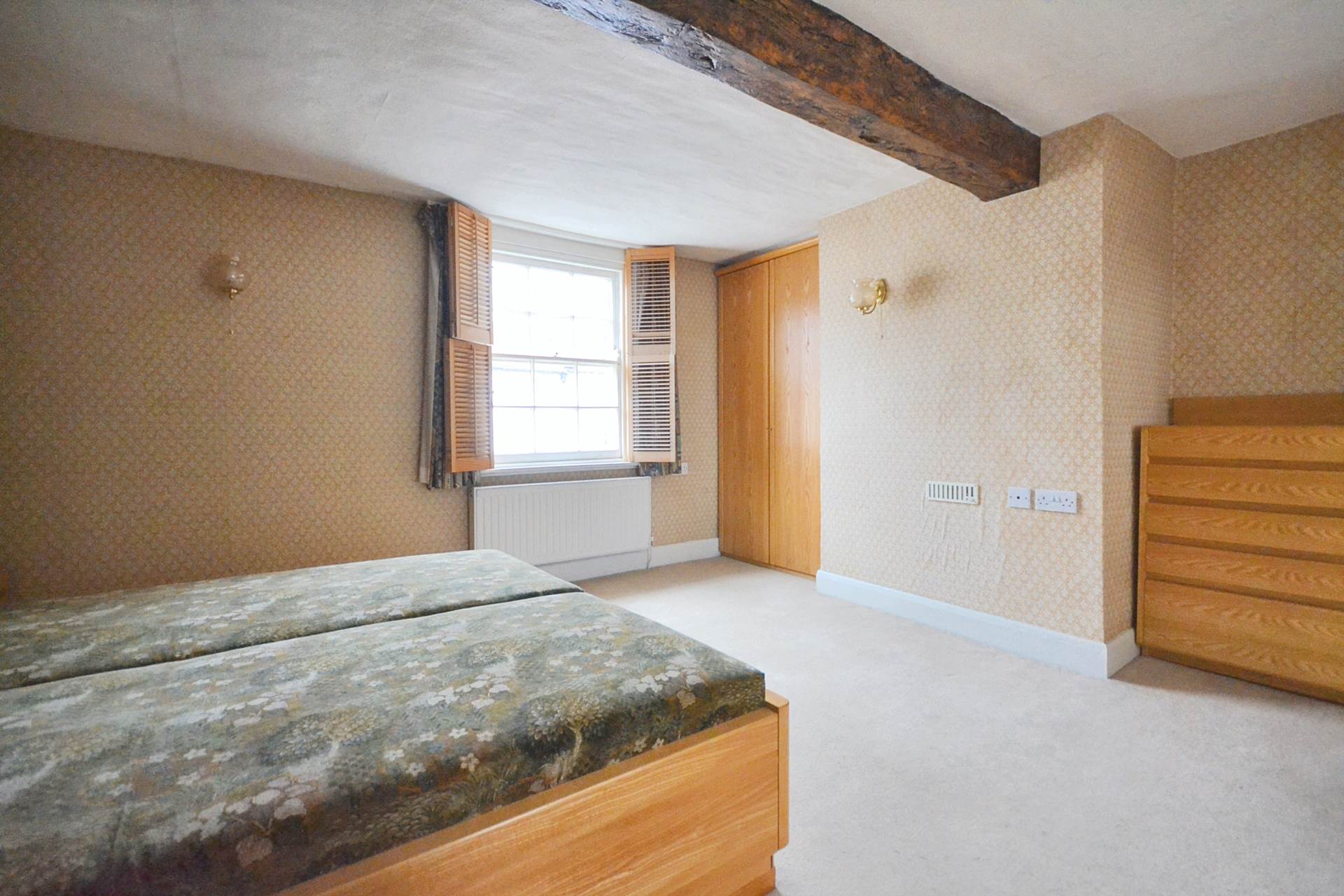 Additional Property Image 3 bedroom Semi Detached for sale in Tewkesbury 16