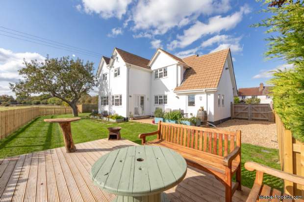 Additional Property Image 3 bedroom Detached for sale in Chippenham 2