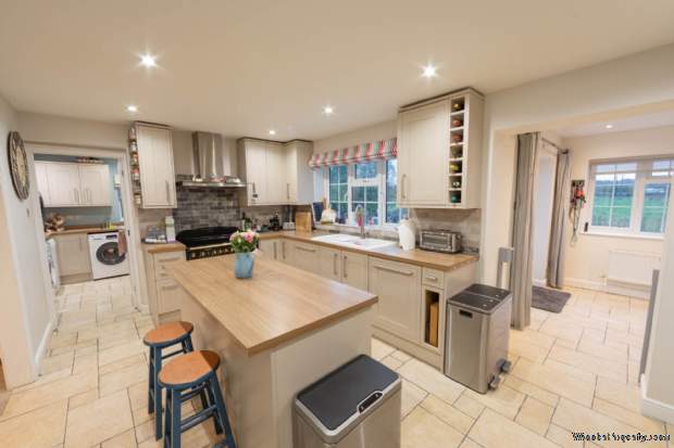 Additional Property Image 3 bedroom Detached for sale in Chippenham 16