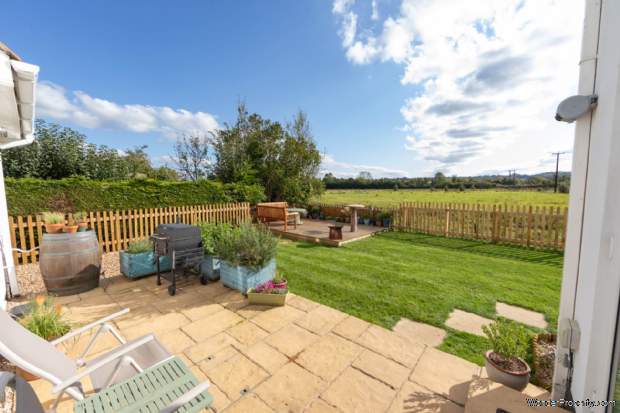 Additional Property Image 3 bedroom Detached for sale in Chippenham 12