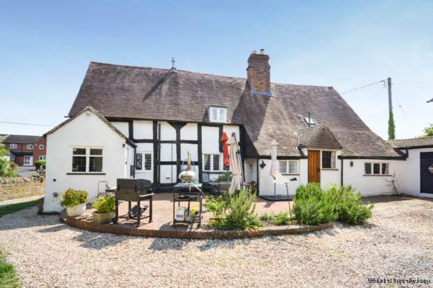 Additional Property Image 6 bedroom Detached for sale in Tewkesbury 3
