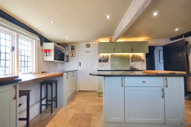 Additional Property Image 6 bedroom Detached for sale in Tewkesbury 9