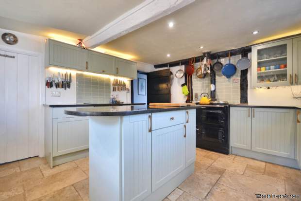 Additional Property Image 6 bedroom Detached for sale in Tewkesbury 10
