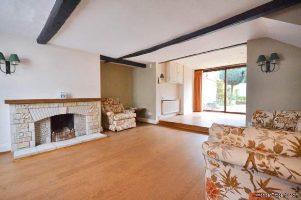 Additional Property Image 3 bedroom Semi Detached for sale in Tewkesbury 3