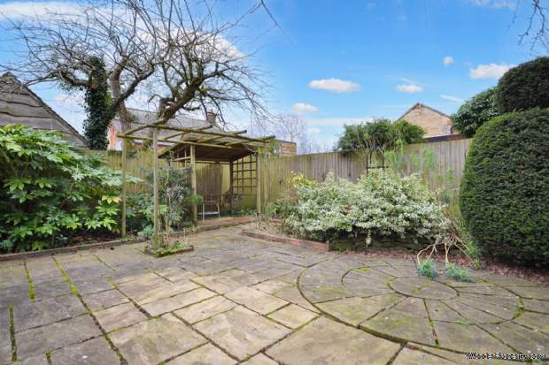 Additional Property Image 3 bedroom Semi Detached for sale in Tewkesbury 18