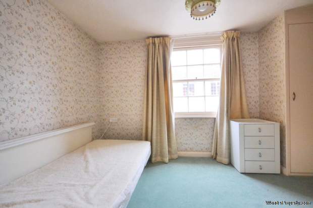 Additional Property Image 3 bedroom Semi Detached for sale in Tewkesbury 8