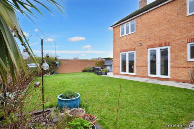 Additional Property Image 4 bedroom Detached for sale in Tewkesbury 10