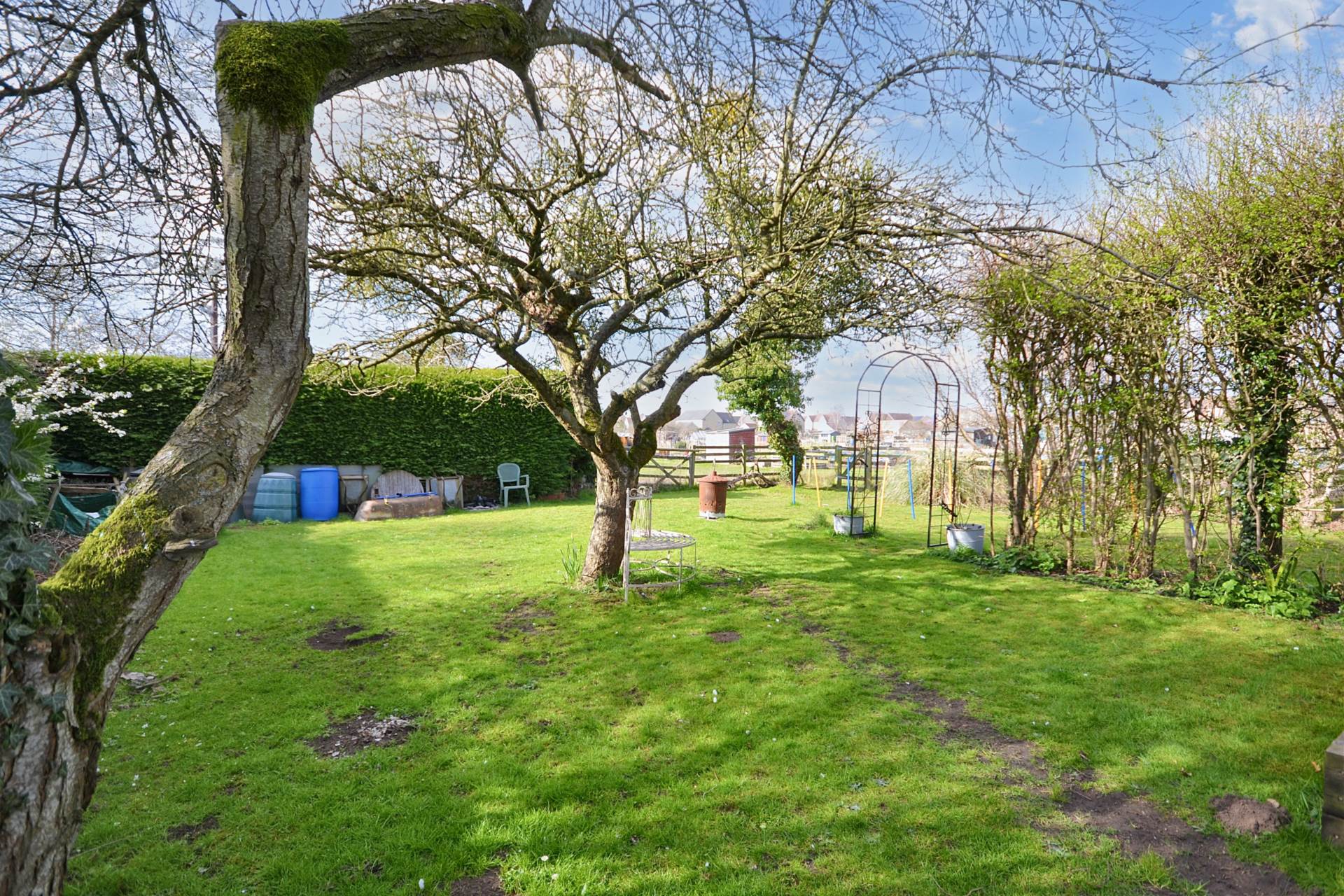 Additional Property Image 3 bedroom Detached for sale in Tewkesbury 2