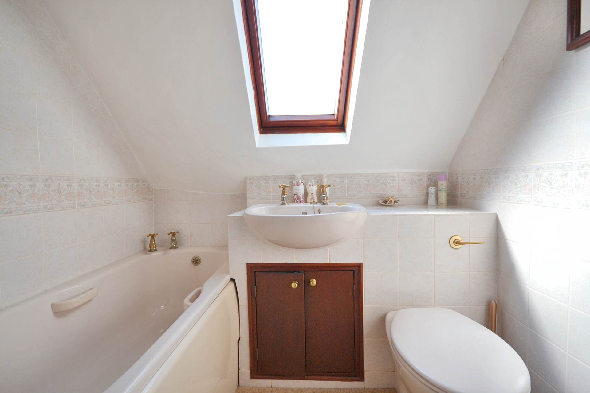 Additional Property Image 4 bedroom Detached for sale in Tewkesbury 25