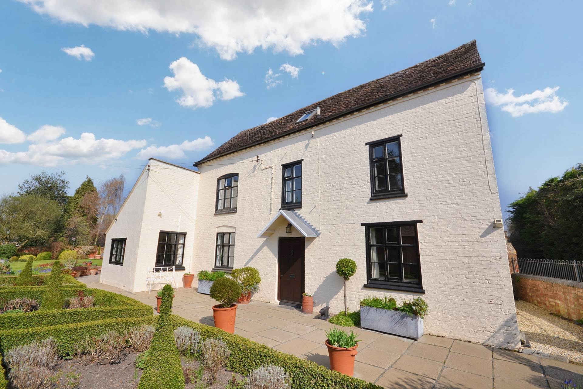Additional Property Image 4 bedroom Detached for sale in Tewkesbury 26