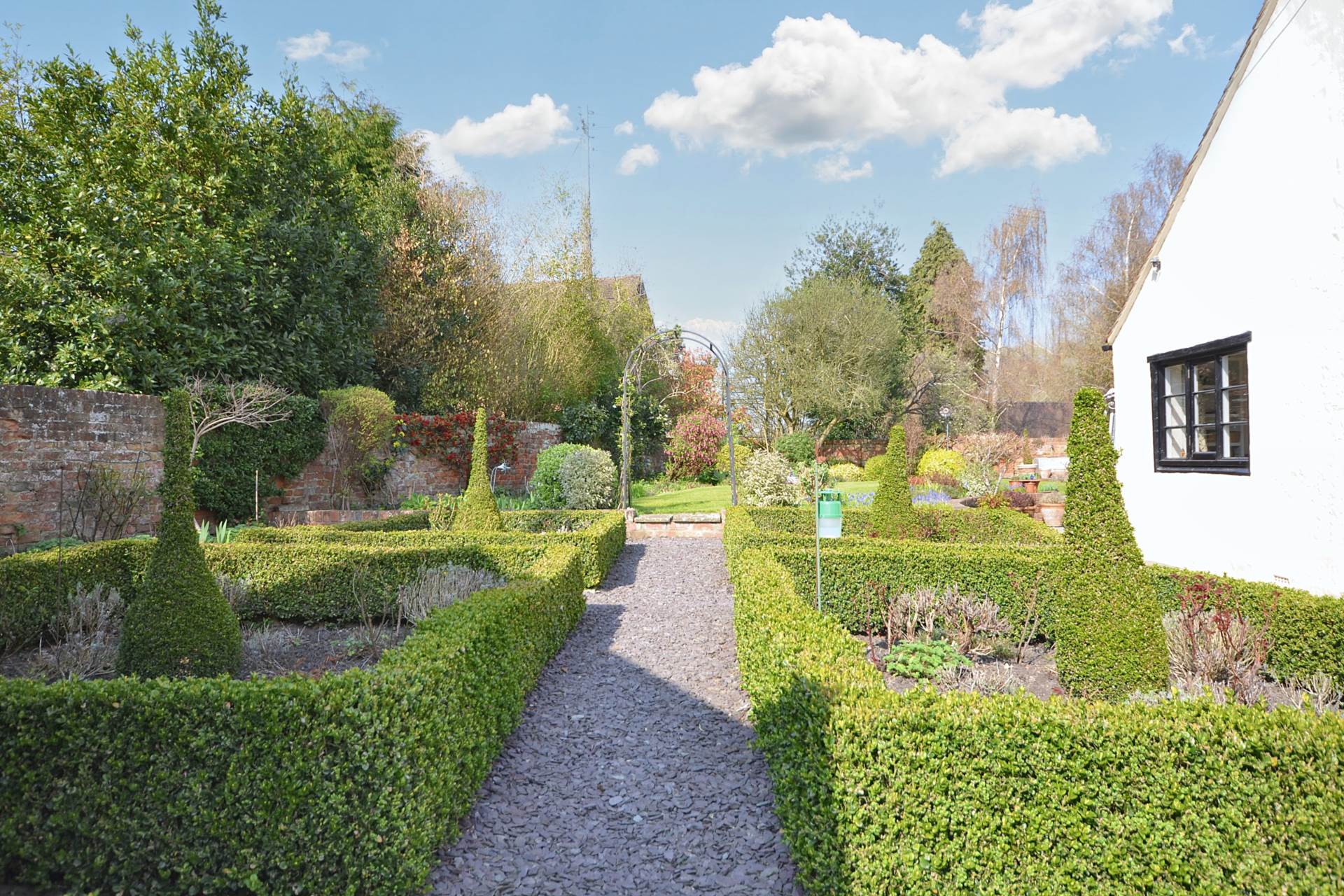 Additional Property Image 4 bedroom Detached for sale in Tewkesbury 27