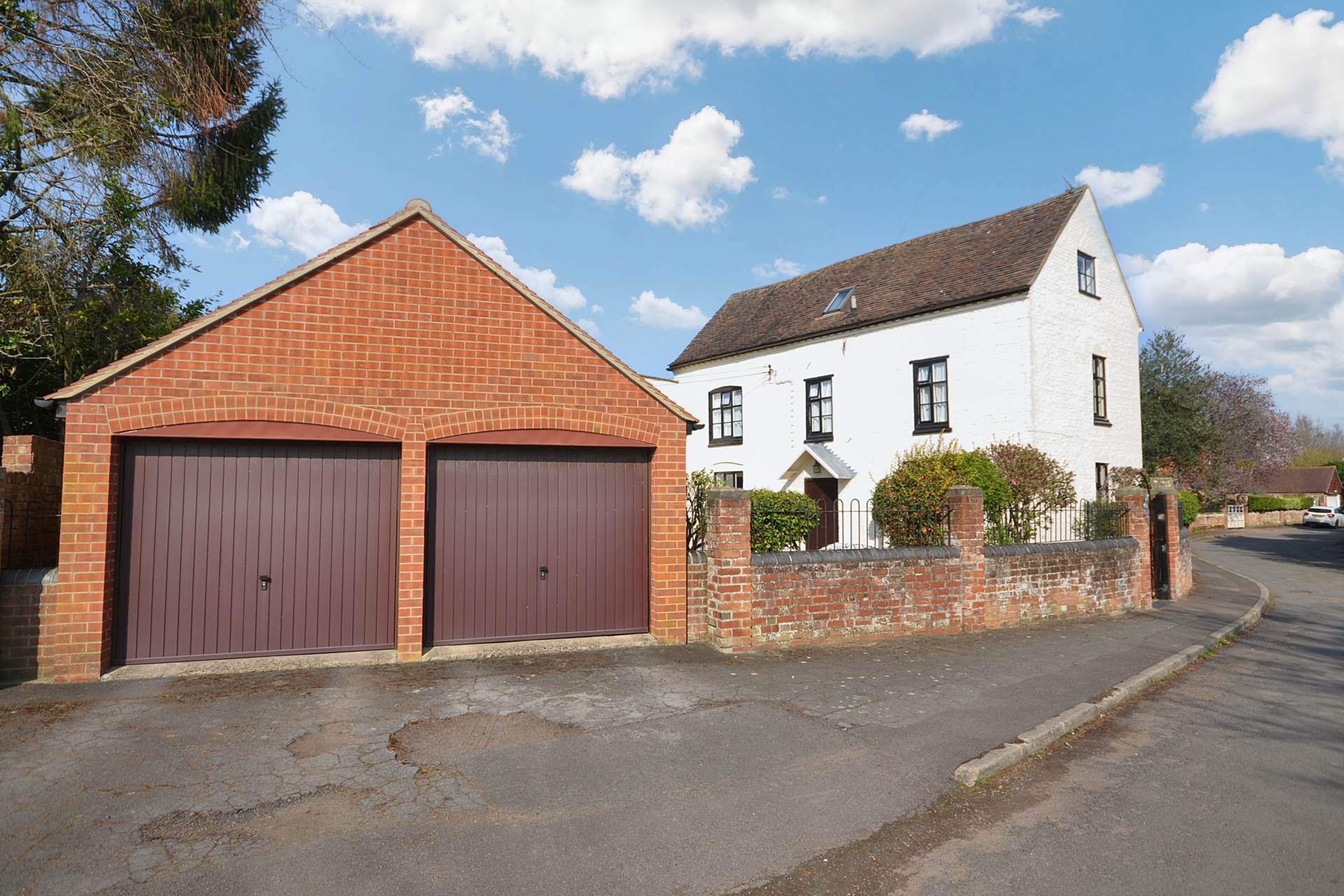 Additional Property Image 4 bedroom Detached for sale in Tewkesbury 32