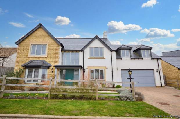 Additional Property Image 5 bedroom Detached for sale in Cheltenham 16