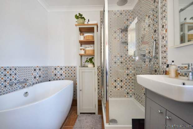 Additional Property Image 4 bedroom Semi Detached for sale in Cheltenham 8