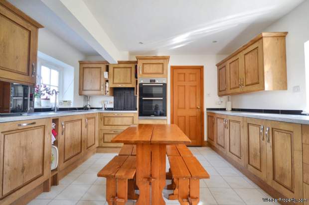 Additional Property Image 5 bedroom Detached for sale in Tewkesbury 20