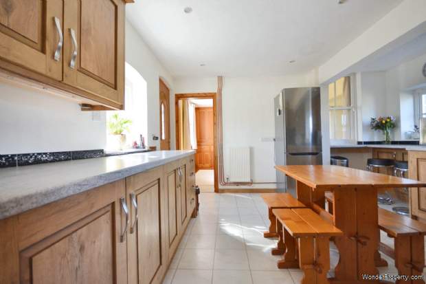 Additional Property Image 5 bedroom Detached for sale in Tewkesbury 9