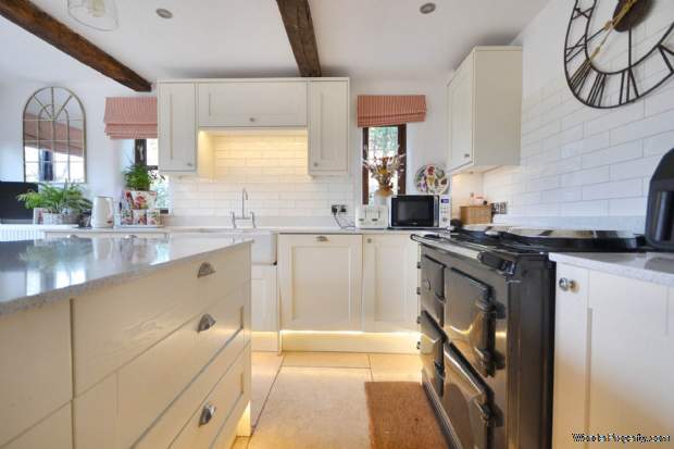 Additional Property Image 4 bedroom House for sale in Tewkesbury 6