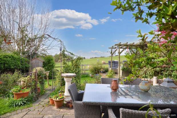 Additional Property Image 4 bedroom House for sale in Tewkesbury 20