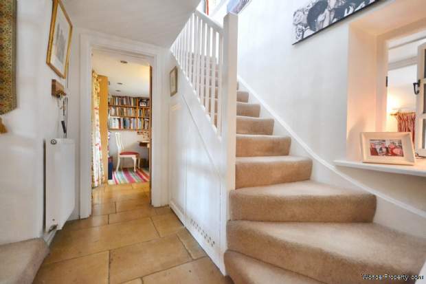 Additional Property Image 4 bedroom House for sale in Tewkesbury 9