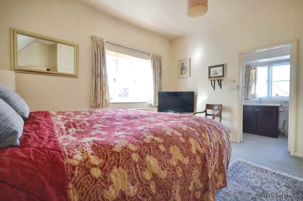 Additional Property Image 4 bedroom Detached for sale in Tewkesbury 14