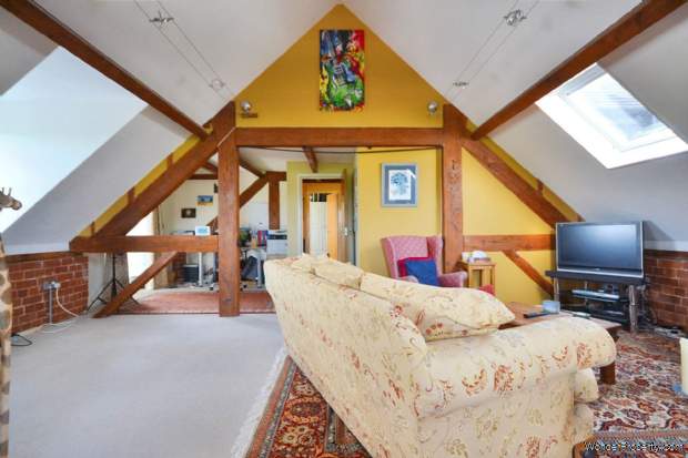 Additional Property Image 3 bedroom Apartment for sale in Tewkesbury 18