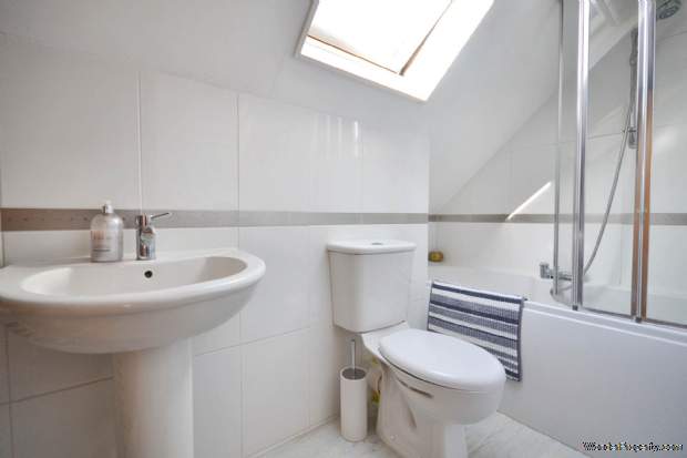 Additional Property Image 3 bedroom Apartment for sale in Tewkesbury 8