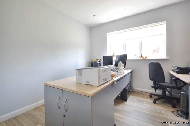 Additional Property Image 5 bedroom Detached for sale in Pershore 9